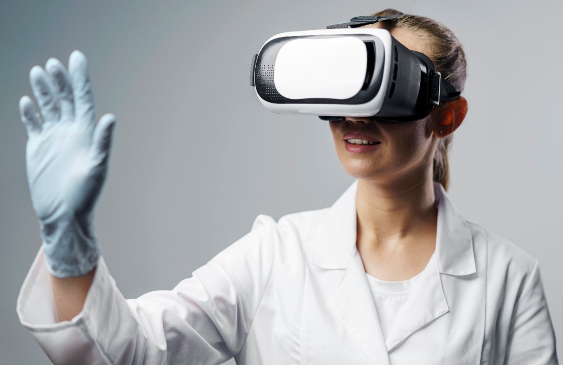 smiley-female-researcher-using-virtual-reality-headset